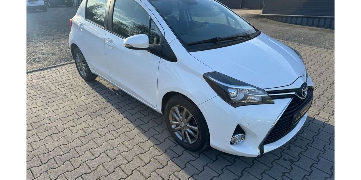 Toyota Yaris 65.000 km 9.890 &euro; Dortmund 44319