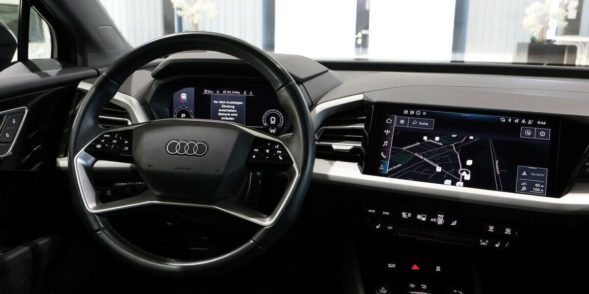 Audi Q4 e-tron 50 SPORTBACK E-TRON Q ADVANCED MATRIX 77.000 km 28.777 &euro; Hamm 59077