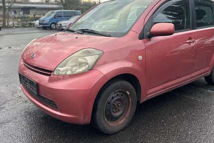 Daihatsu Sirion 155.434 km 999 &euro; Oer-Erkenschwick 45739