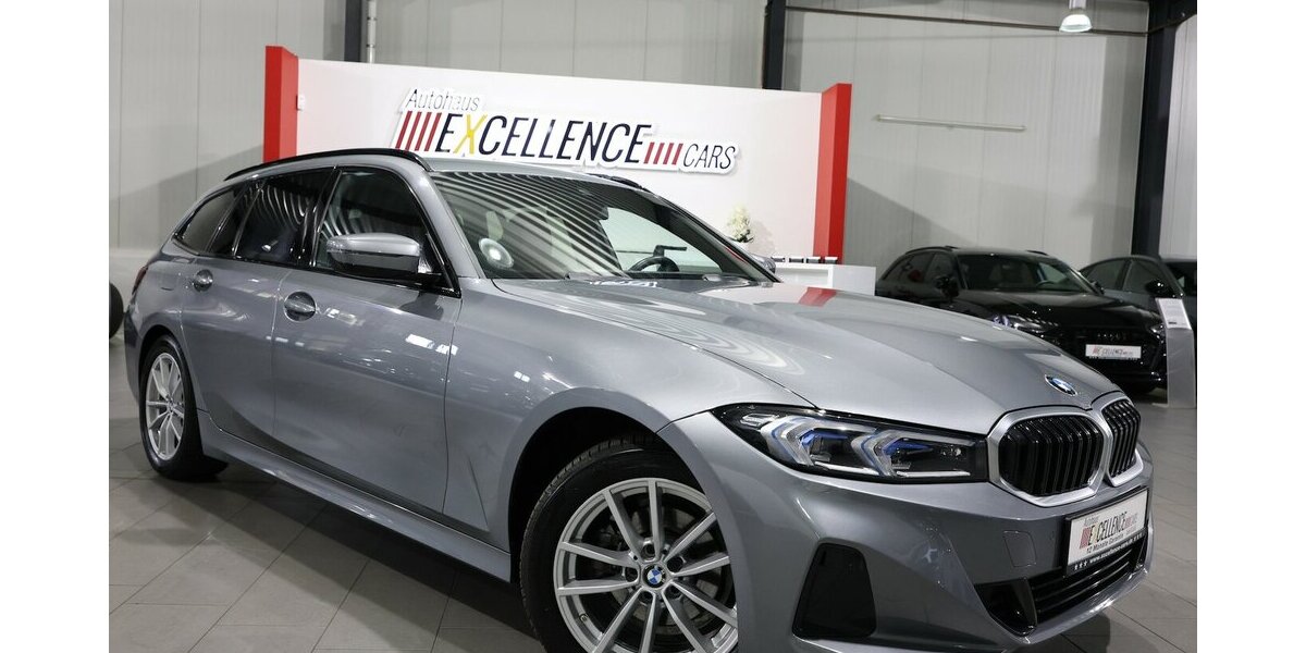 BMW 318d Touring SPORT GREY & RED LEDER,CURVED+HUD 73.000 km 28.993 &euro; Hamm 59077