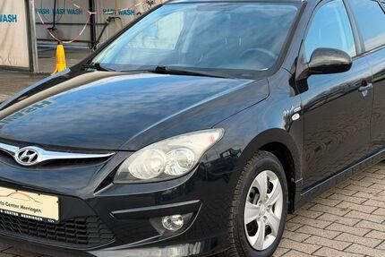 Hyundai i30 206.000 km 2.390 &euro; Hamm 59067
