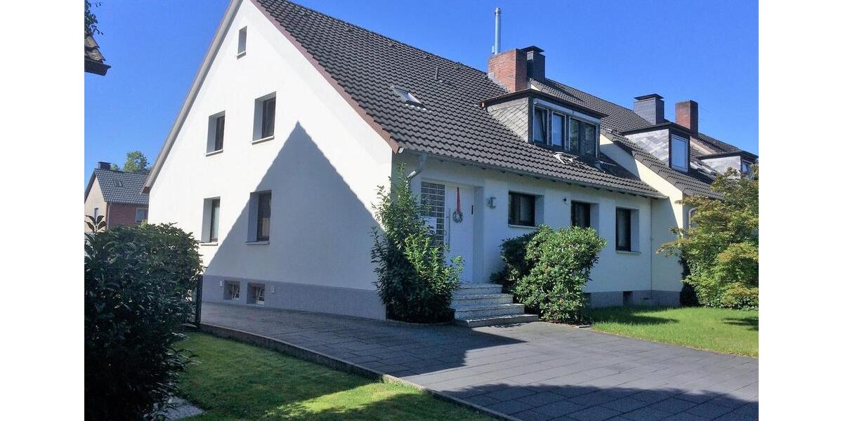 Etagenwohnung Castrop-Rauxel Becklem - 3 Zimmer, 89 m&sup2;, 900&euro; | Angebot:25943759