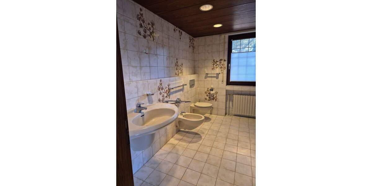 Mehrfamilienhaus, Wohnhaus Schwerte Villigst - 7 Zimmer, 299 m&sup2;, 550.000&euro; | Angebot:25815883