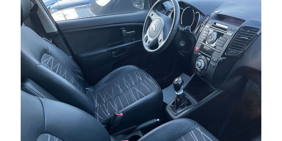 Kia Venga 98.000 km 7.390 &euro; Dortmund 44287