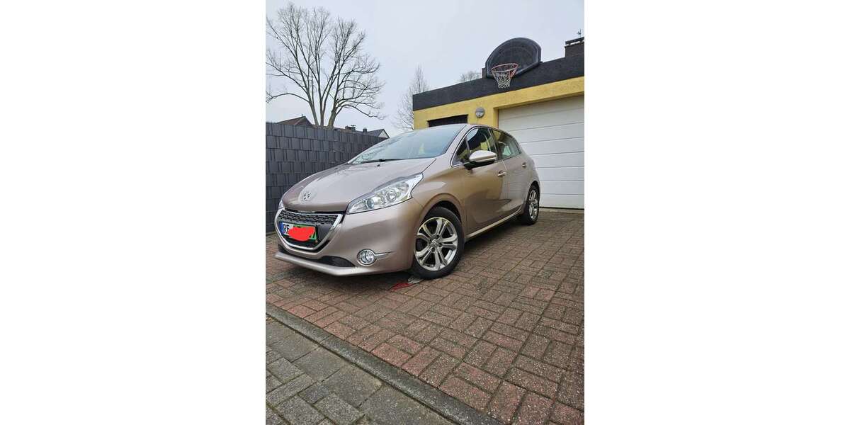 Peugeot 208 35.000 km 10.900 &euro; Datteln 45711