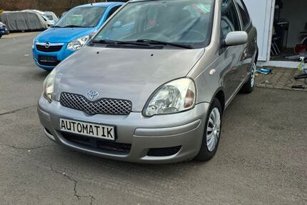 Toyota Yaris 100.000 km 4.999 &euro; Schwerte 58239