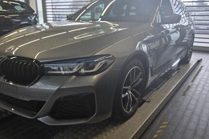 BMW 530 61.446 km 37.570 &euro; Hagen 58091