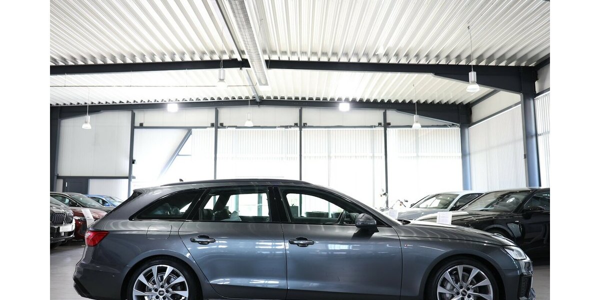 Audi A4 Avant 40 TFSI QUATTRO S-LINE SPORT BLACK TOP 113.000 km 26.888 &euro; Hamm 59077