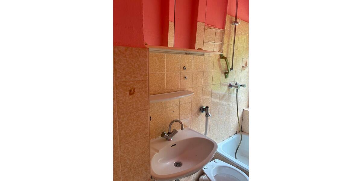 Etagenwohnung Hagen Hohenlimburg - 3 Zimmer, 58 m&sup2;, 54.000&euro; | Angebot:26799516