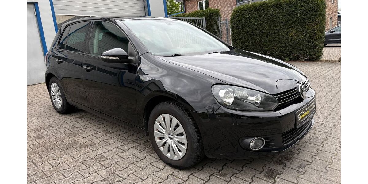 VW Golf 141.000 km 5.590 &euro; Oer-Erkenschwick 45739