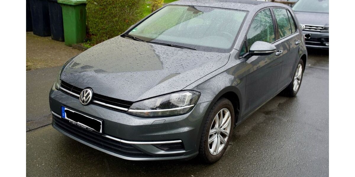 VW Golf 73.626 km 13.300 &euro; Kamen 59174