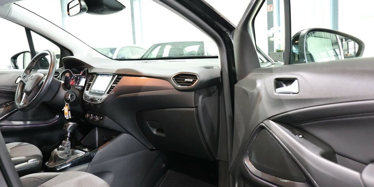Opel Crossland T ELEGANCE / LED, LEDER, NAVI+KAMERA 27.000 km 15.991 &euro; Hamm 59077