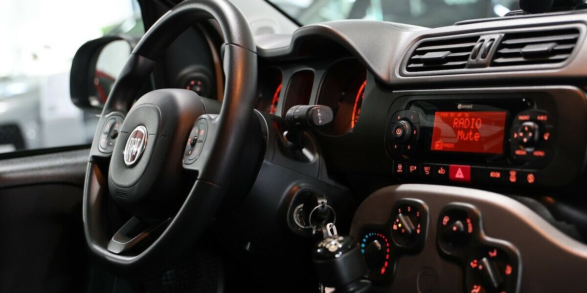 Fiat Panda 1.0 Mild-Hybrid CITY LIFE WHITE / SHZ, PDC 32.000 km 11.444 &euro; Hamm 59077
