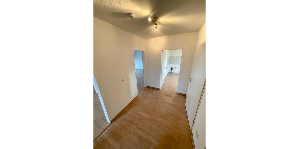 Dachgeschoßwohnung Dortmund Brackel - 2.5 Zimmer, 70 m&sup2;, 650&euro; | Angebot:25838710