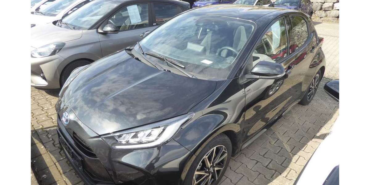 Toyota Yaris 24.602 km 18.490 &euro; Iserlohn 58638