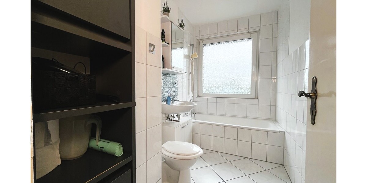 Familien aufgepasst! Geräumige 6-Zimmer-Etagenwohnung mit 2 Bädern & 2 Balkonen am Dortmund Hafen - Etagenwohnung Dortmund Innenstadt Nord | Angebot:15649683