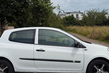 Renault Clio 88.757 km 3.499 &euro; Witten 58456
