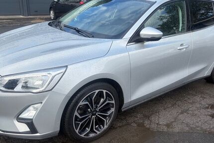 Ford Focus 69.000 km 11.500 &euro; Dortmund 44143