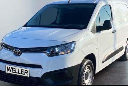 Toyota Proace City 41.604 km 14.970 &euro; Dortmund 44143