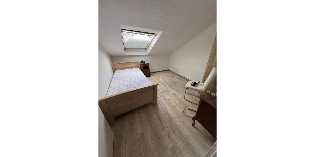 Mehrfamilienhaus, Wohnhaus Iserlohn Gerlingsen - 12 Zimmer, 150 m&sup2;, 4.200&euro; | Angebot:26591879