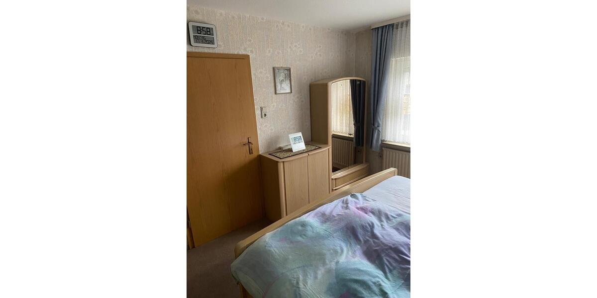 Einfamilienhaus Ense - 8 Zimmer, 208 m&sup2;, 285.000&euro; | Angebot:26578916
