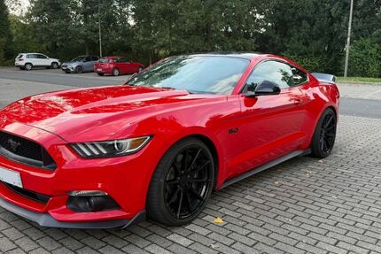 Ford Mustang 54.980 km 33.500 &euro; Dortmund 44225