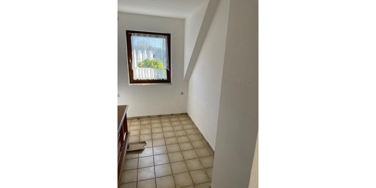 Dachgeschoßwohnung Dortmund Brackel - 1.5 Zimmer, 56 m&sup2;, 560&euro; | Angebot:24877660