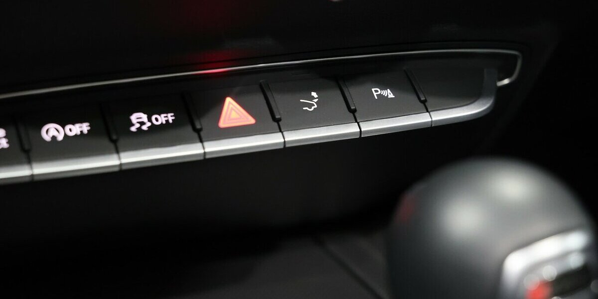 Audi TT ROADSTER 45 Q S-LINE BLACK BRONZE SELEKTION 8.400 km 48.777 &euro; Hamm 59077