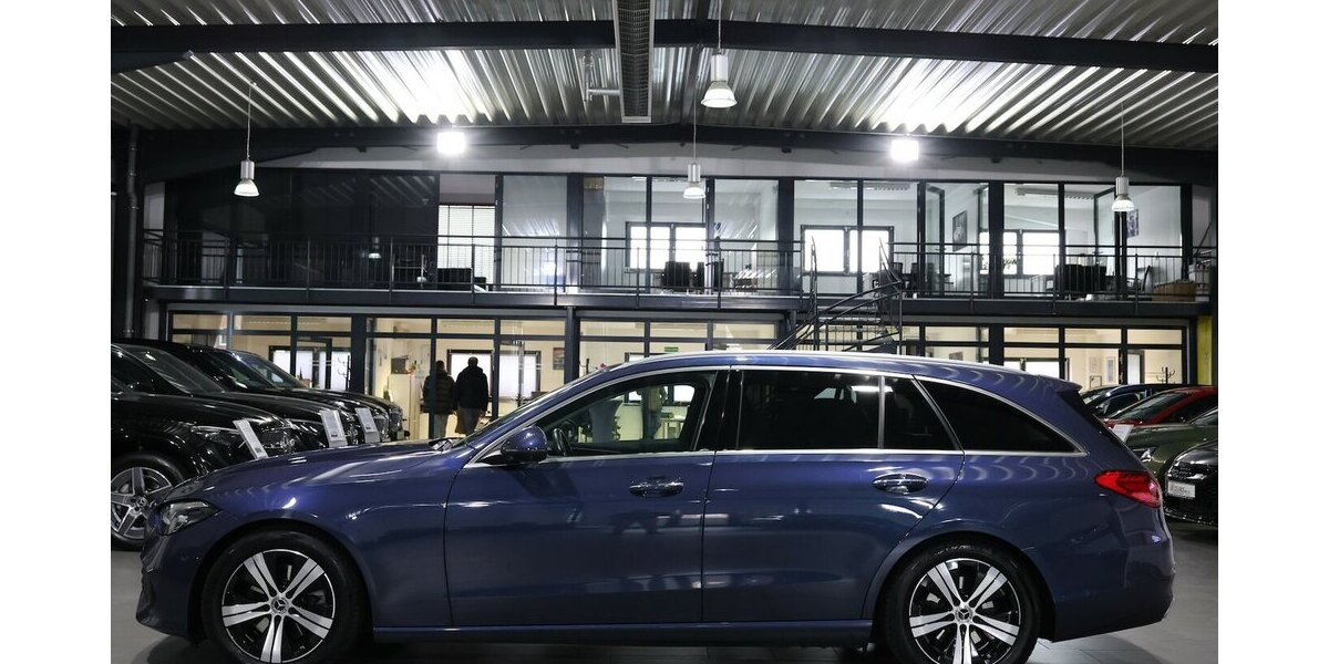Mercedes-Benz C 200 d T BUSINESS MATRIX, WIDESCREEN, DISTRONIC 138.000 km 25.555 &euro; Hamm 59077