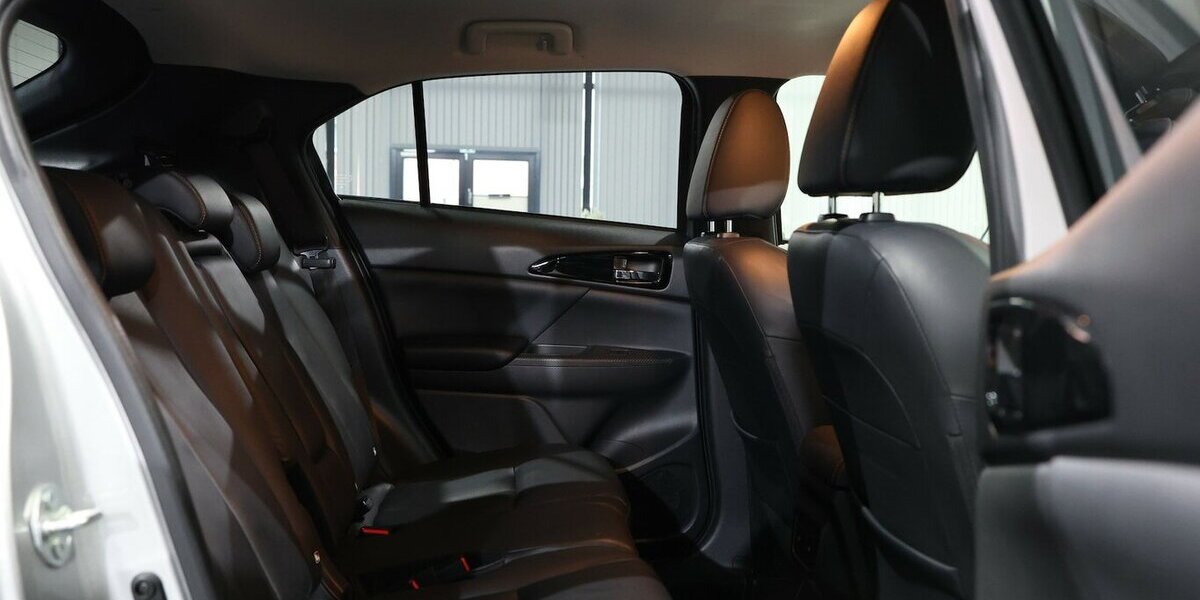 Mitsubishi Eclipse Cross 1.5 T-MIVEC TOP / LED, LEDER, HUD 47.000 km 18.444 &euro; Hamm 59077