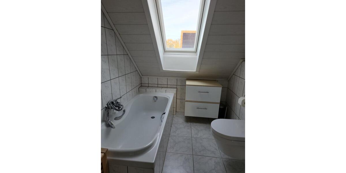 Dachgeschoßwohnung Ahlen - 3 Zimmer, 85 m&sup2;, 230.000&euro; | Angebot:23428042