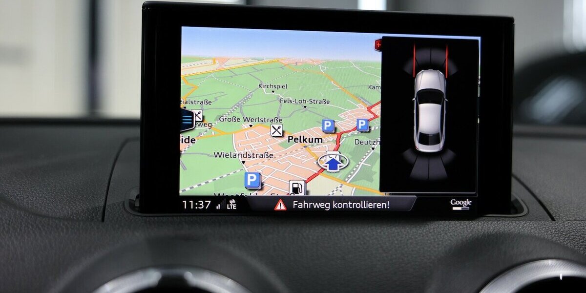 Audi A3 LIMOUSINE 1.4 TFSI BUSINESS / VIRTUAL-COCKPIT 119.000 km 16.555 &euro; Hamm 59077