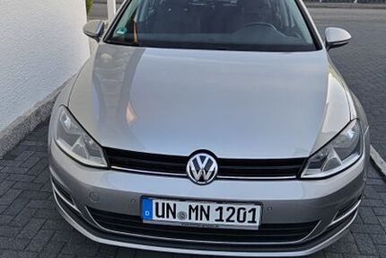 VW Golf 141.000 km 7.100 &euro; Kamen 59174