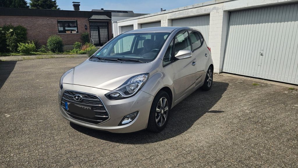 Hyundai ix20 23.300 km 13.390 &euro; Bönen 59199