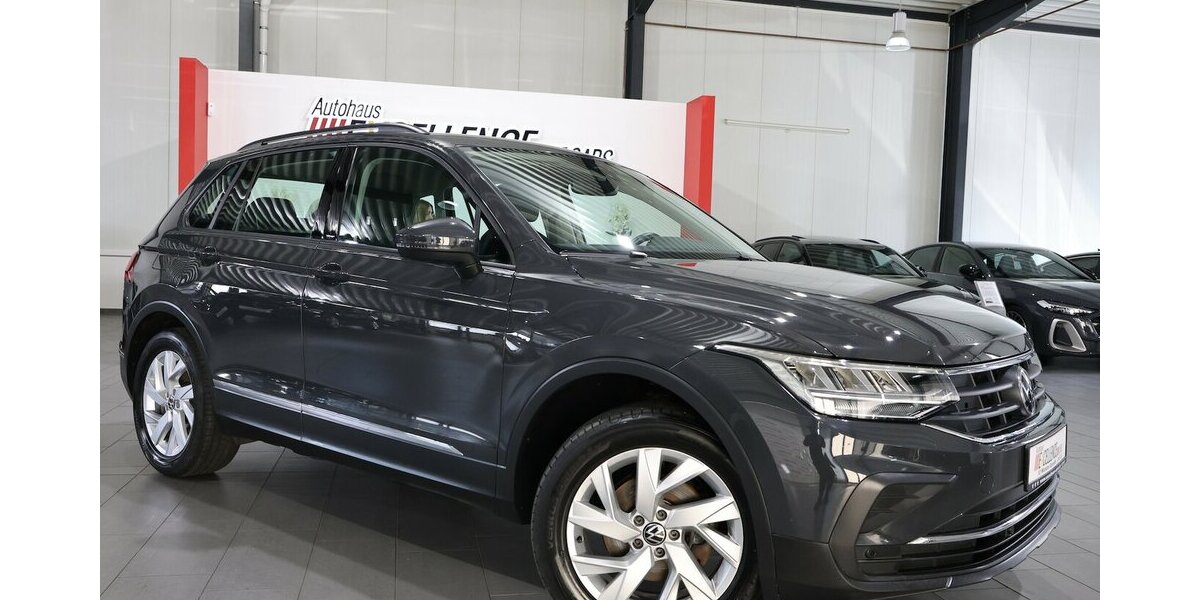 VW Tiguan 2.0 TDI DSG 4M IQ LIFE LED, HEAD-UP, NAVI 105.000 km 23.888 &euro; Hamm 59077