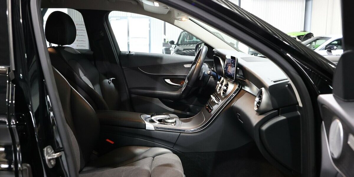 Mercedes-Benz C 220 dT BUSINESS / WIDESCREEN, LASER, ADVANCED 187.000 km 19.221 &euro; Hamm 59077