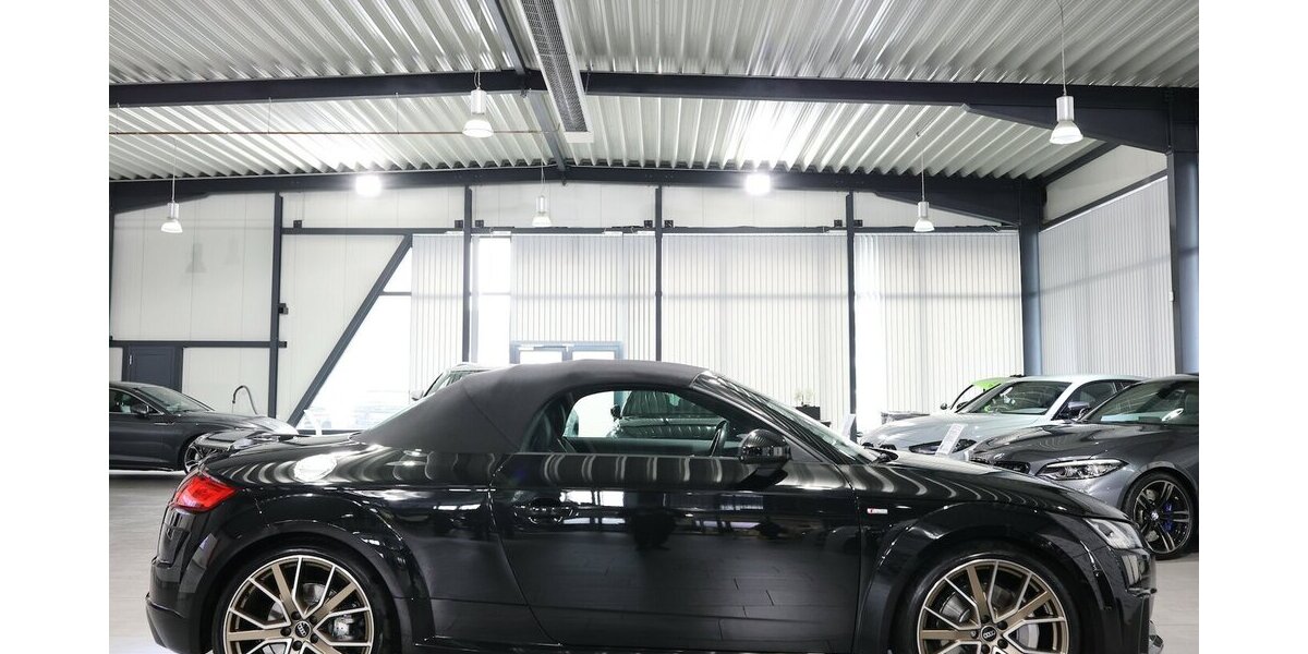 Audi TT ROADSTER 45 Q S-LINE BLACK BRONZE SELEKTION 8.400 km 48.777 &euro; Hamm 59077