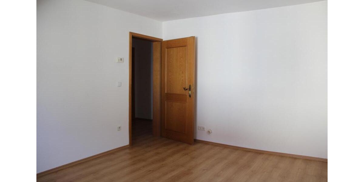 Dachgeschoßwohnung Dortmund Mengede - 2 Zimmer, 57 m&sup2;, 484&euro; | Angebot:25282857