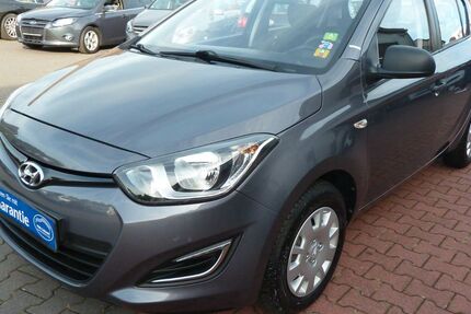 Hyundai i20 86.000 km 5.980 &euro; Hamm 59073