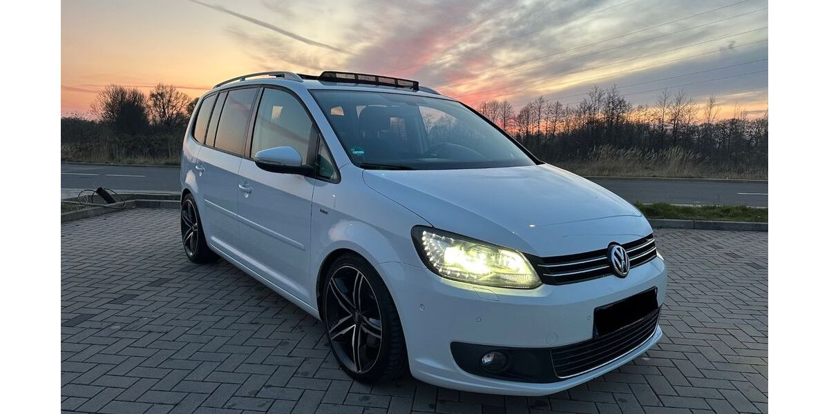 VW Touran 97.500 km 13.200 &euro; Olfen 59399