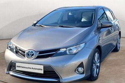 Toyota Auris 114.001 km 11.190 &euro; Werne 59368