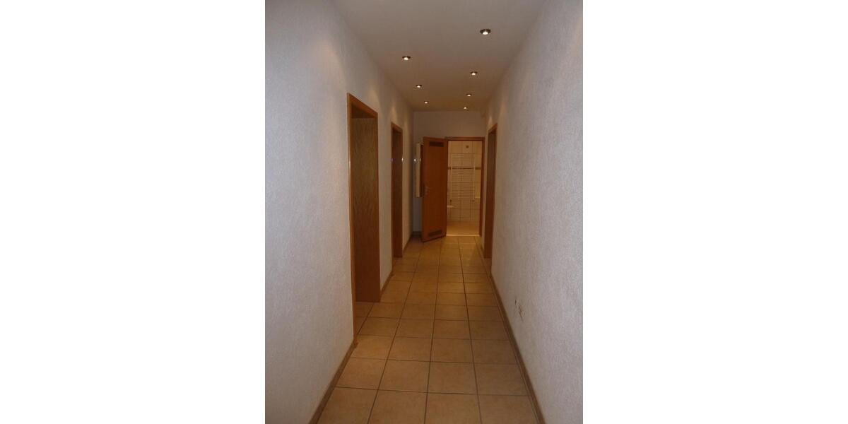 Erdgeschoßwohnung Hagen Hagen-Mitte - 3 Zimmer, 85 m&sup2;, 590&euro; | Angebot:25749467