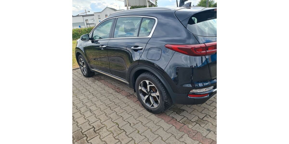 Kia Sportage 112.000 km 17.999 &euro; MENDEN 58706