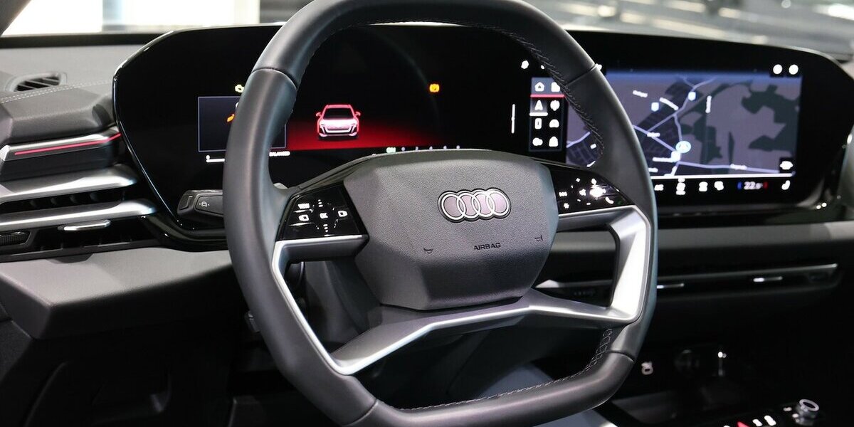Audi A5 Avant TFSI TECH-PLUS / TOLLES FAHRZEUG / 11.000 km 42.777 &euro; Hamm 59077