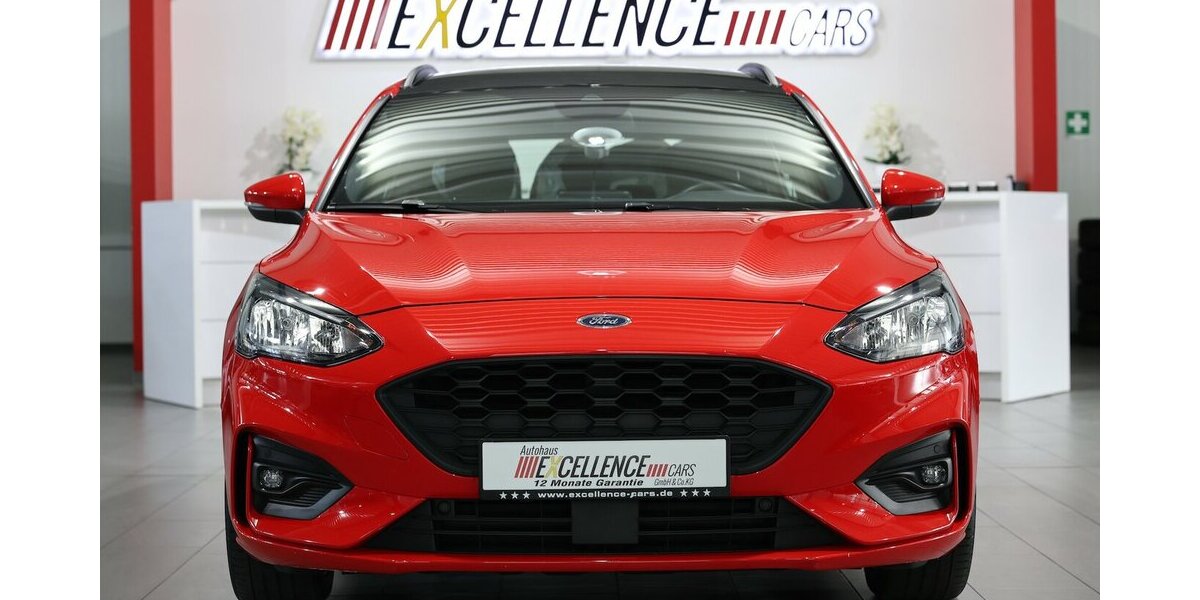 Ford Focus Tunier 1.5 EB ST-LINE / 1.HAND / PANORAMA 60.000 km 17.777 &euro; Hamm 59077