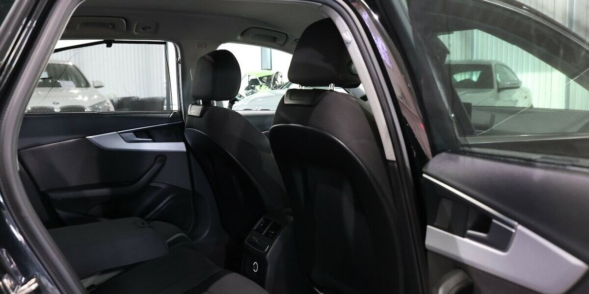 Audi A4 Avant 35 TFSI SPORT / 1.HAND / LED / NAVI+ 108.000 km 18.777 &euro; Hamm 59077