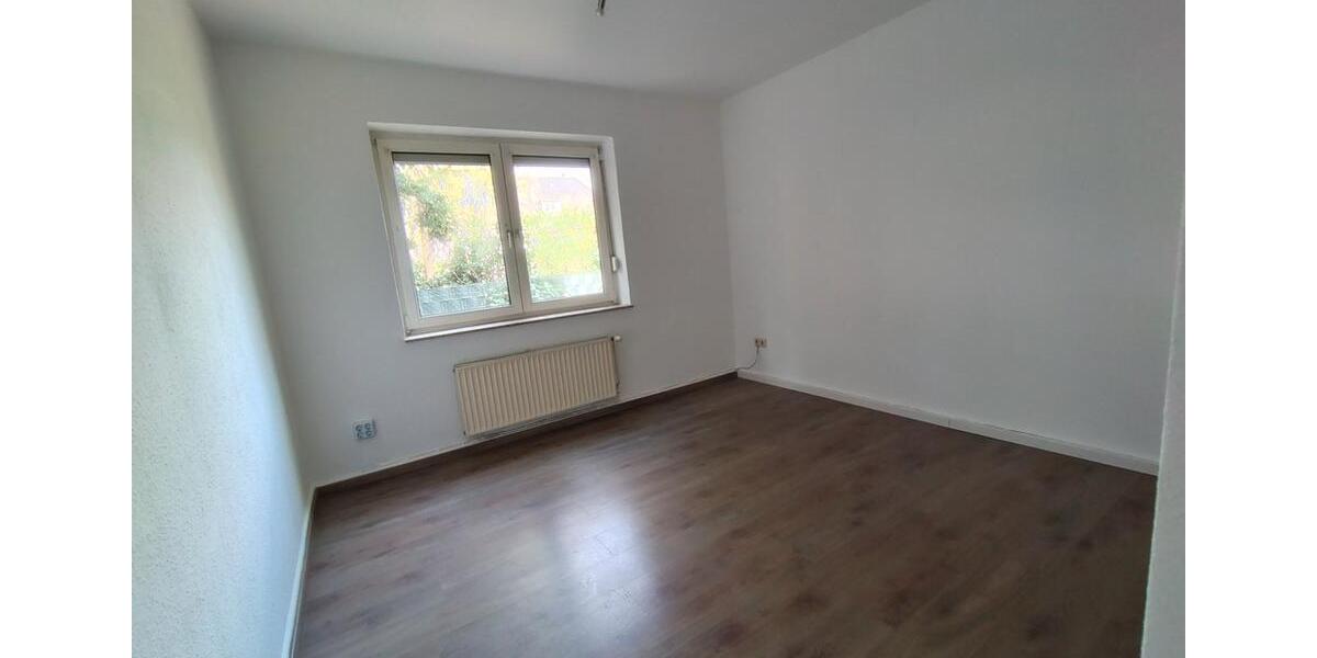Erdgeschoßwohnung Dortmund Brackel - 2.5 Zimmer, 62 m&sup2;, 744&euro; | Angebot:26017928