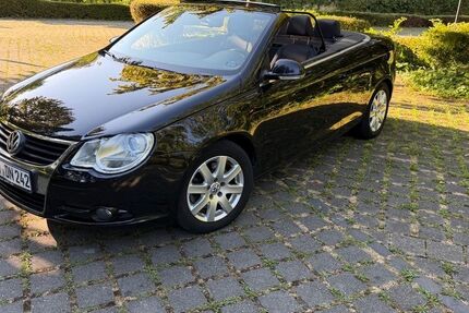 VW Eos 221.243 km 4.950 &euro; Lünen 44534
