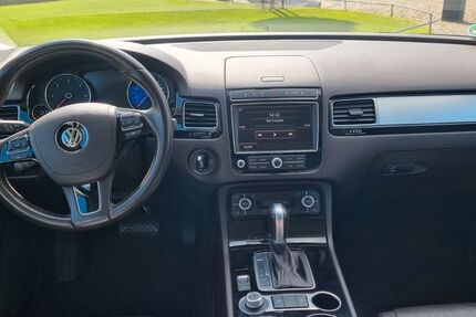 VW Touareg 98.000 km 24.800 &euro; Nordkirchen 59394