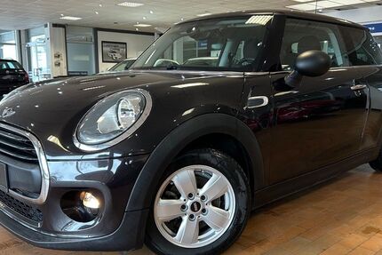 Mini ONE 74.000 km 9.900 &euro; Hamm 59067